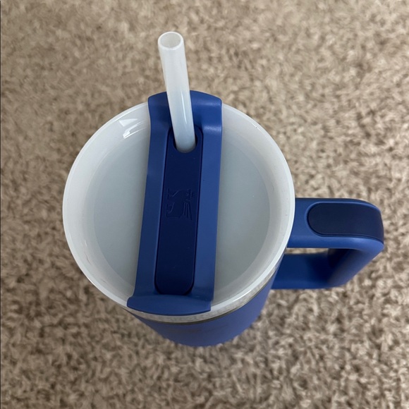 Stanley H2 Flowstate 40 oz Tumbler - Iris - Picture 4 of 5